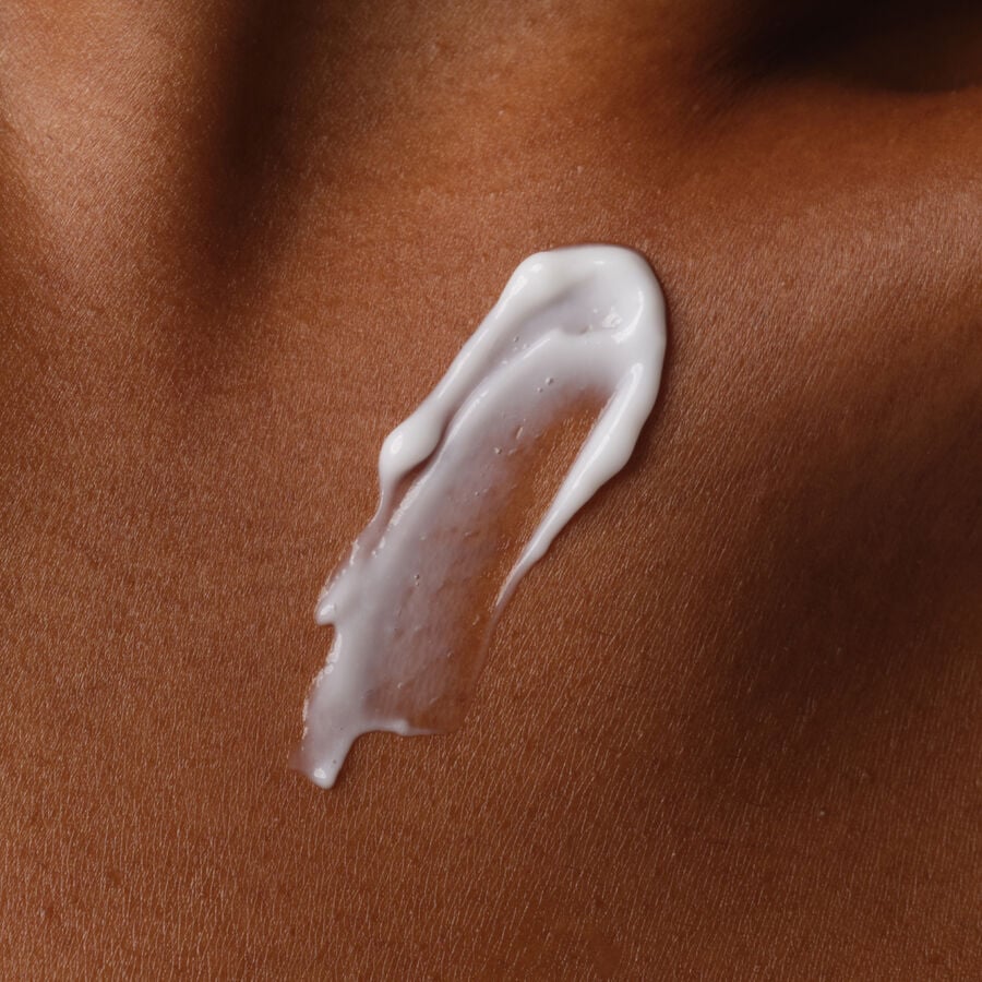 natural-moisturizing-factors-inulin-body-lotion-k2 ORD-Body-Care-Bundles-Brief-NMF-application-shot.jpg